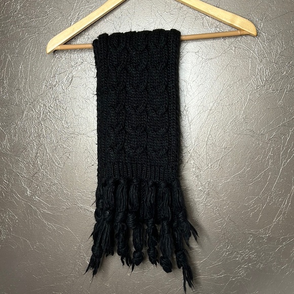 Berkshire Fashion Knit Scarf - Picture 5 of 7